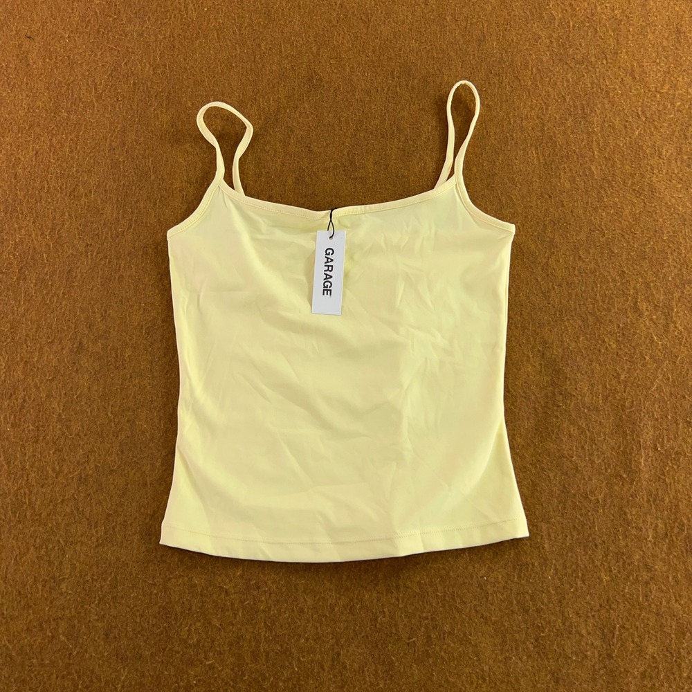 Garage Womens Medium Yellow Sleek Scoop Cami Anise Flower Tank Top NWT